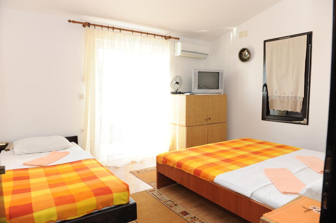 Apartments With A Parking Space Podaca, Makarska - 15748 Exterior photo